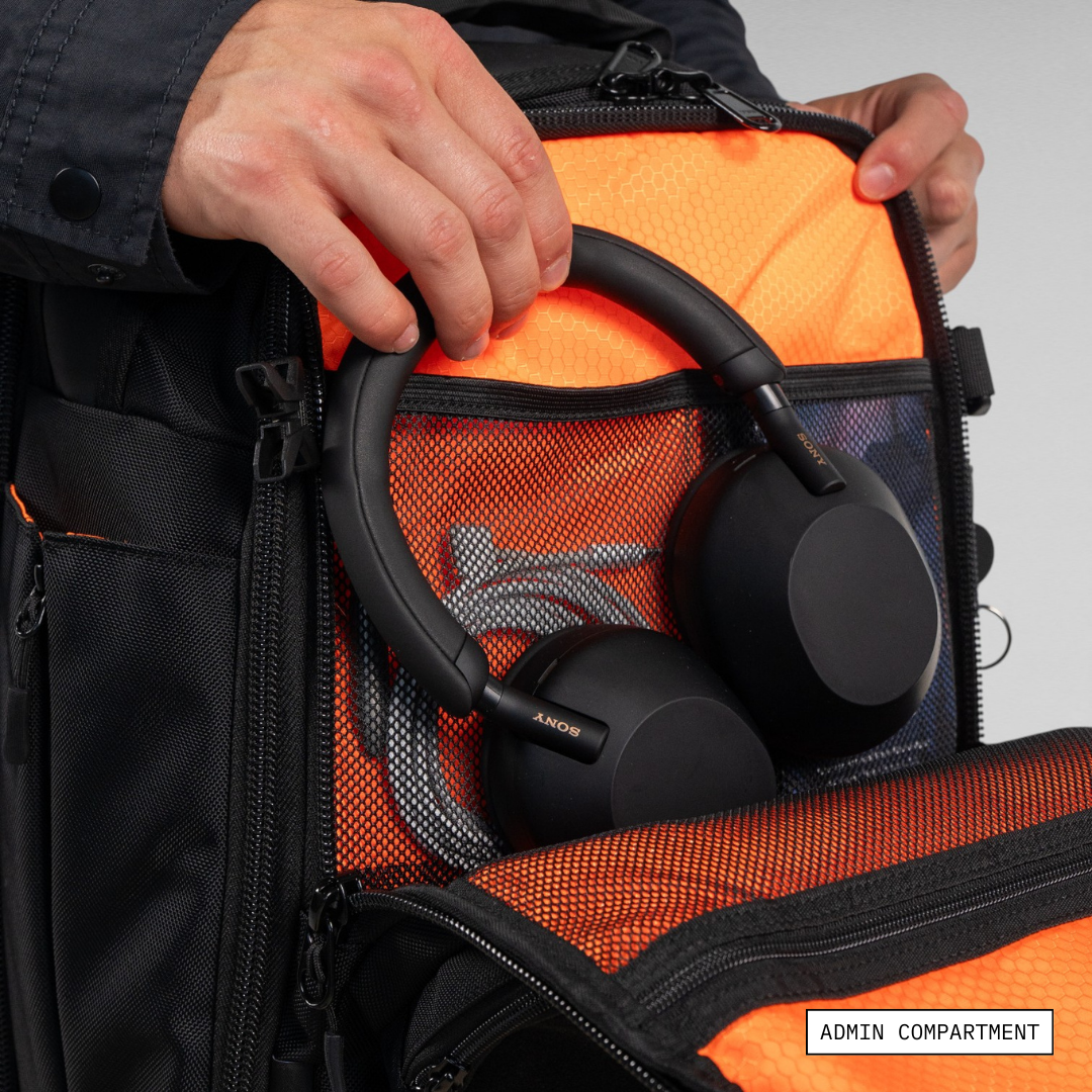 Oono Backpack V3.5 + Free Travel Kit
