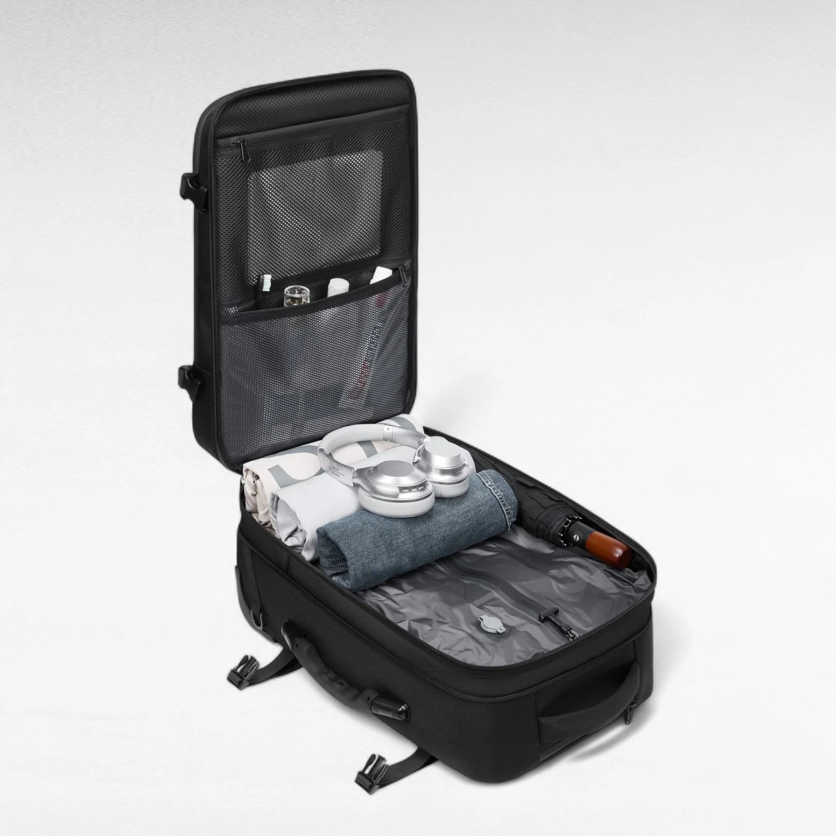 RollPro Wheeled Backpack 50L RollPro Wheeled Backpack 50L