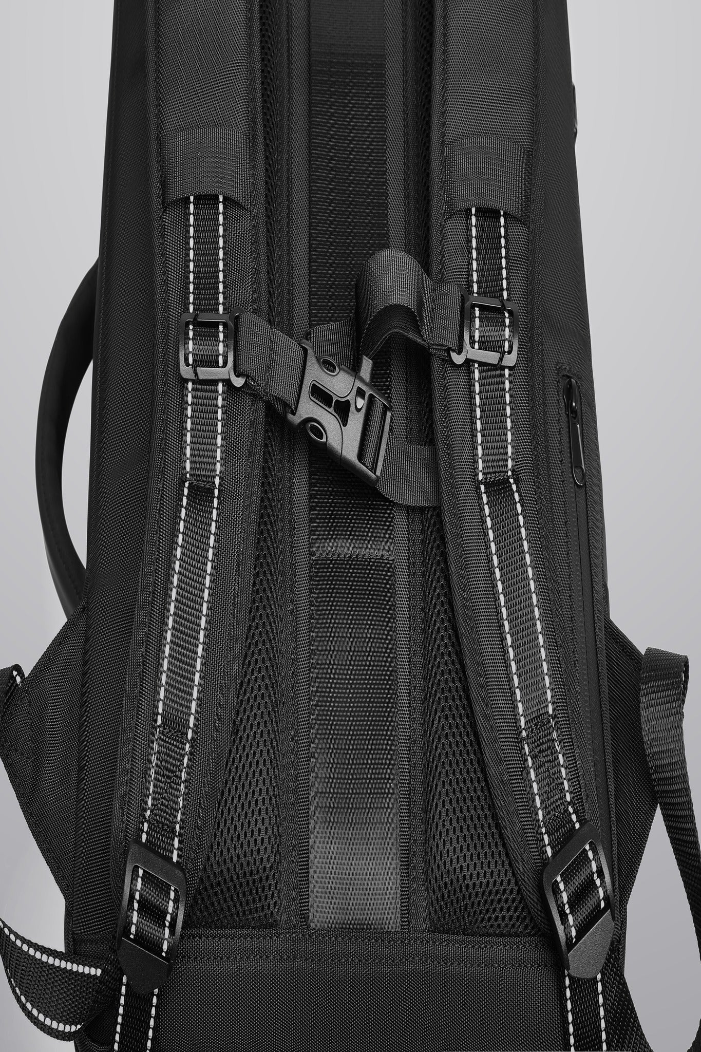 Odyssey Expandable Travel Backpack 32-40L, padded adjustable shoulder straps